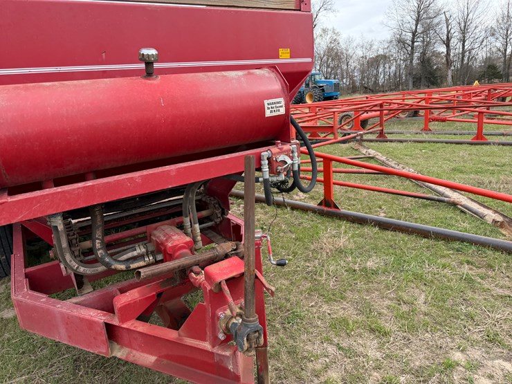 #41020-•-chandler-equipmen-17'-pull-type-spreader-image-32