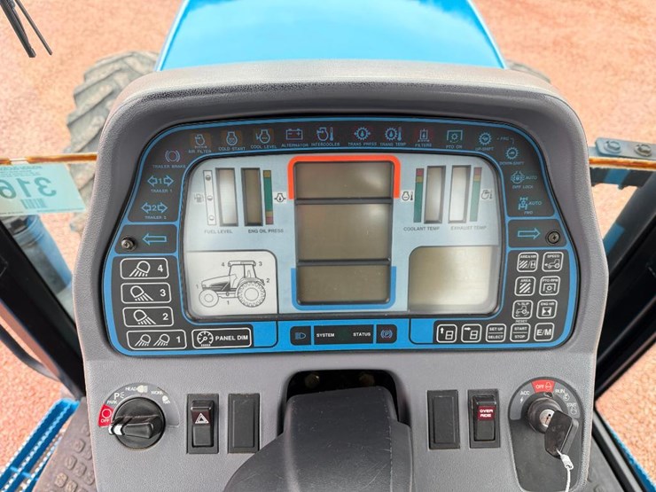 new-holland-8770-image-54