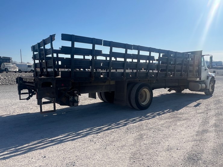 2015-international-4300-image-3