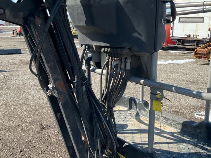 #1250-•-2016-niftylift-sd64d-articulating-boom-lift-image-10