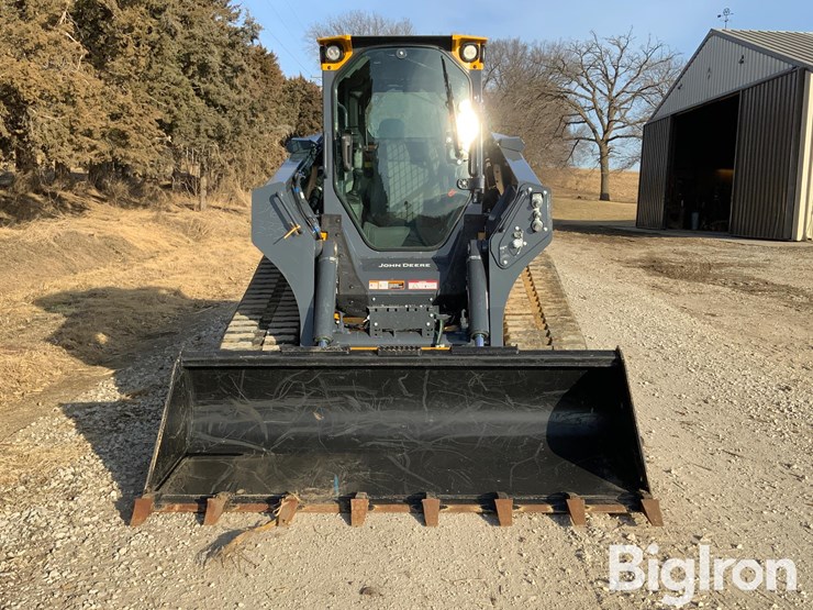 2024-deere-333-p-tier-image-2