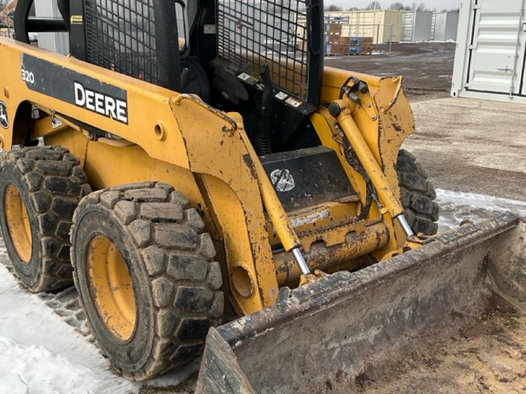 2004-john-deere-320-image-63