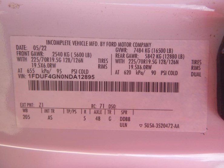 2022-ford-f450-xl-image-24