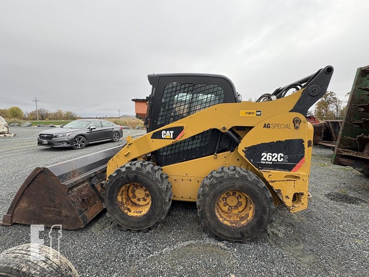 2013-caterpillar-262c2-image-8