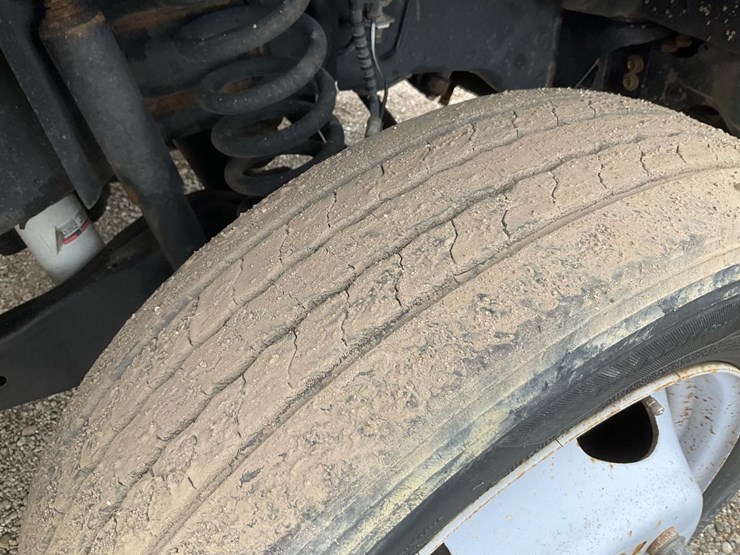 2019-ford-f550-xl-image-46