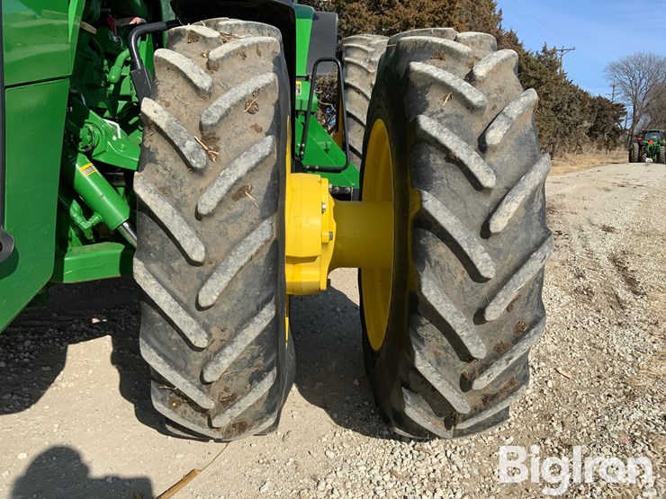 2013-john-deere-8360r-image-14