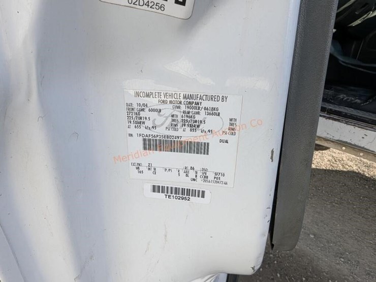 2005-ford-f550-xl-image-21