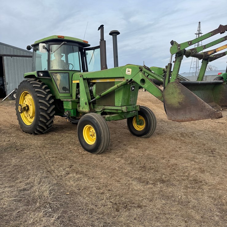 JOHN DEERE 4430