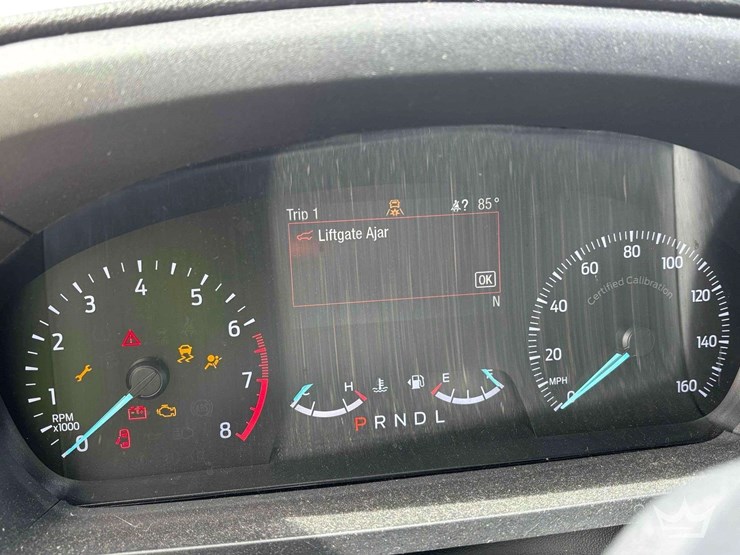 2020-ford-explorer-image-14