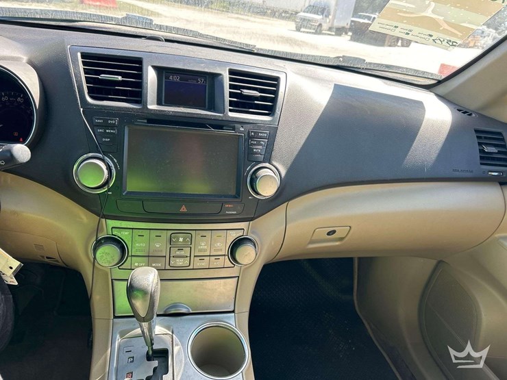 2009-toyota-highlander-image-14