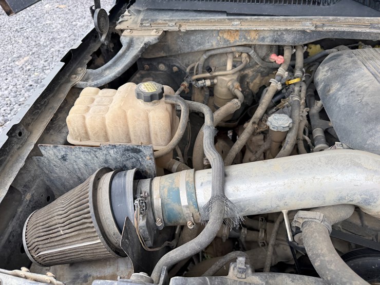 2005-chevrolet-silverado-1500-image-37