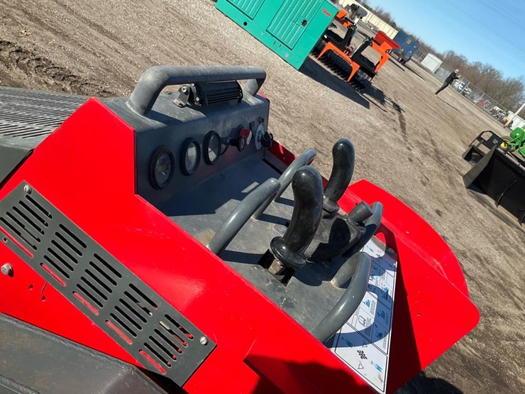 #1050-•-2024-eingp-mini-skid-steer-image-18