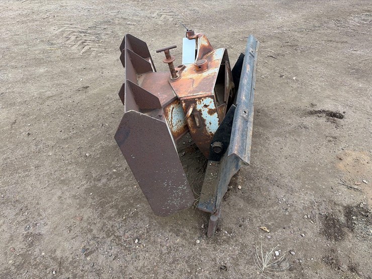snow-blade-for-skid-steer-image-6