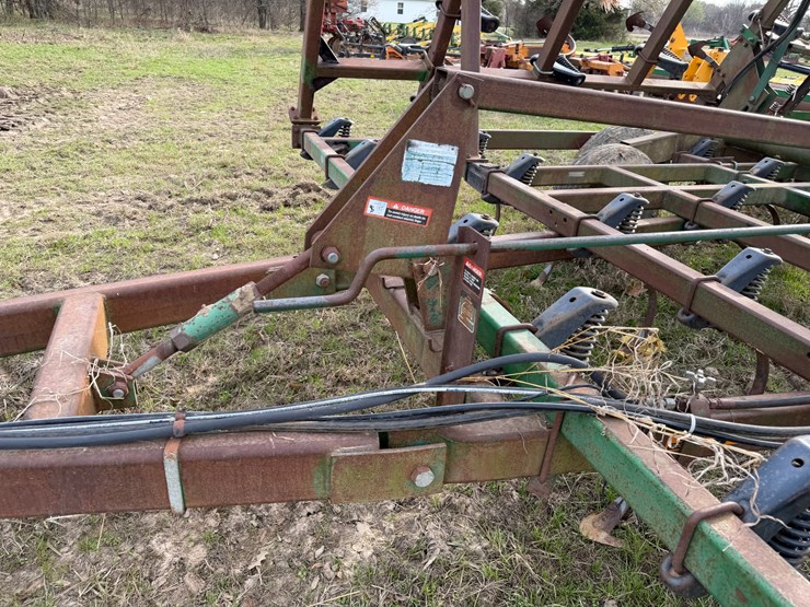 john-deere-38-image-41