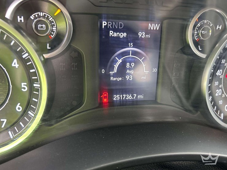 2019-dodge-3500-image-6