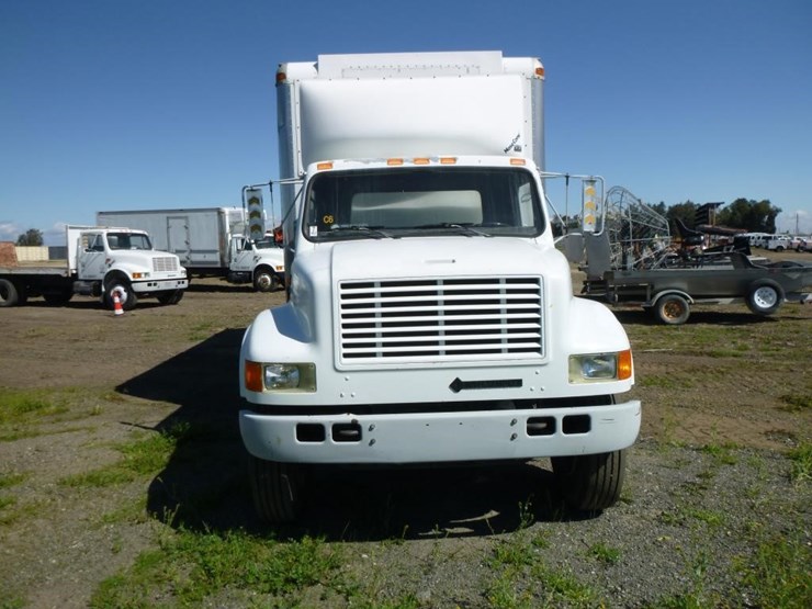 1995-international-4700-image-13