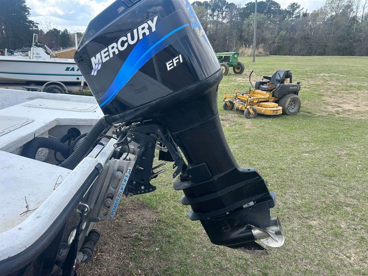 2006-mako-210cc-boat-250hp-mercury-image-6