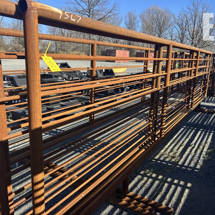 24' FREESTANDING GATES (QTY 2) 1567