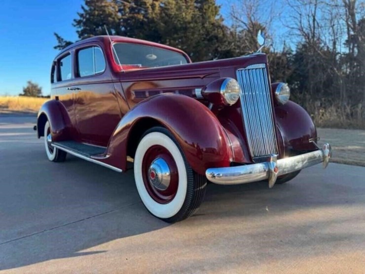 1937-packard-115c,-inline-6-engine-image-1