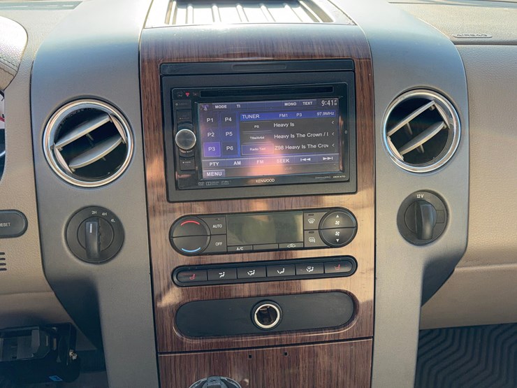 2004-ford-f150-image-23