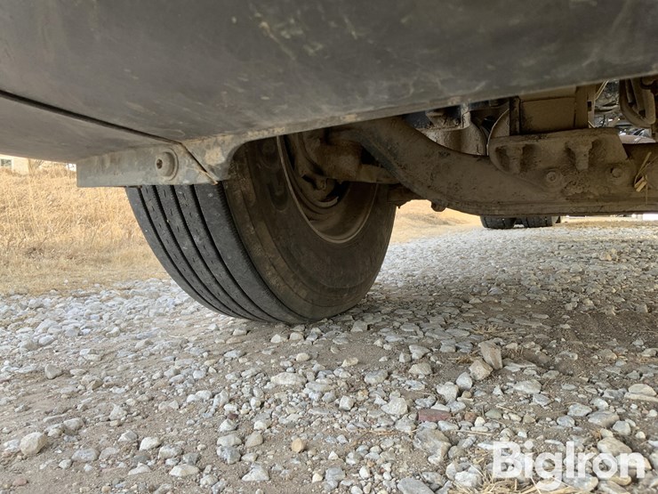 2016-international-prostar-image-10