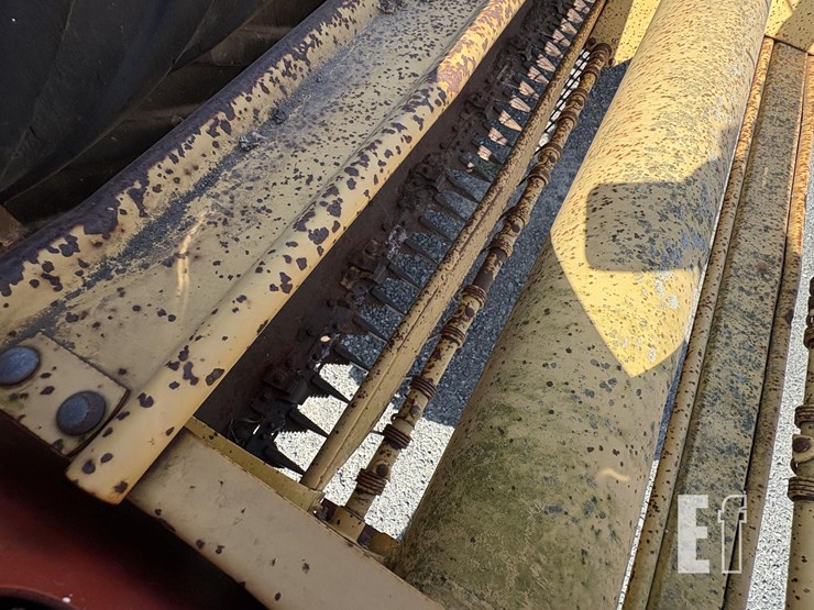 new-holland-492-image-4