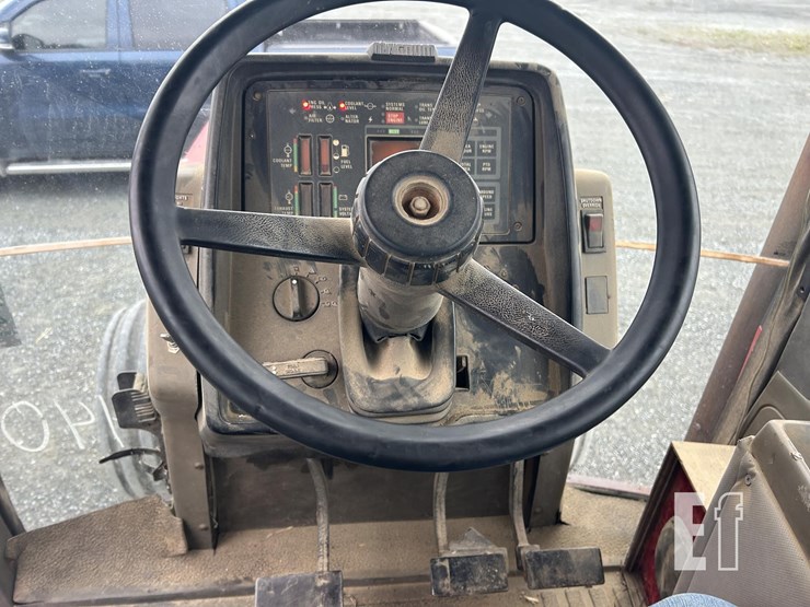 1989-case-ih-7110-image-10