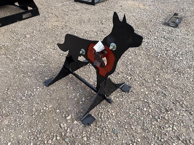 ar500-steel-coyote-shooting-target-with-heart-flapper-image-4