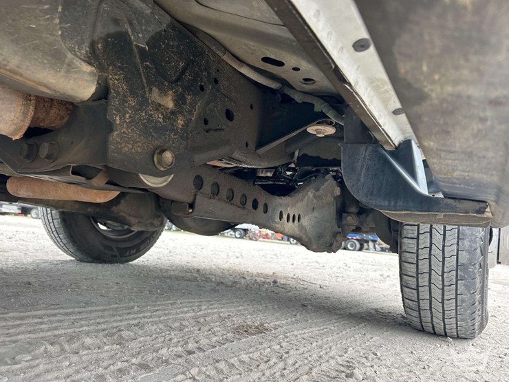 2019-dodge-3500-image-21