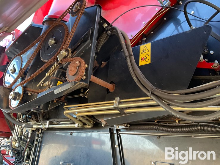 2013-case-ih-5130-image-16