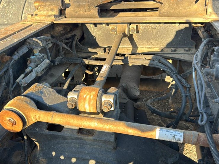 2005-kenworth-t800-image-27