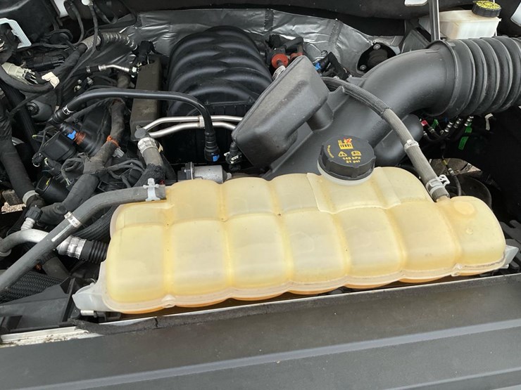 2021-ford-f150-xl-image-50