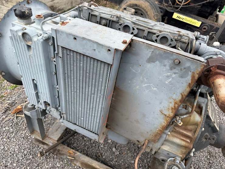 #40991-•-deutz-bf4m1012-4-cyl-power-unit-image-12