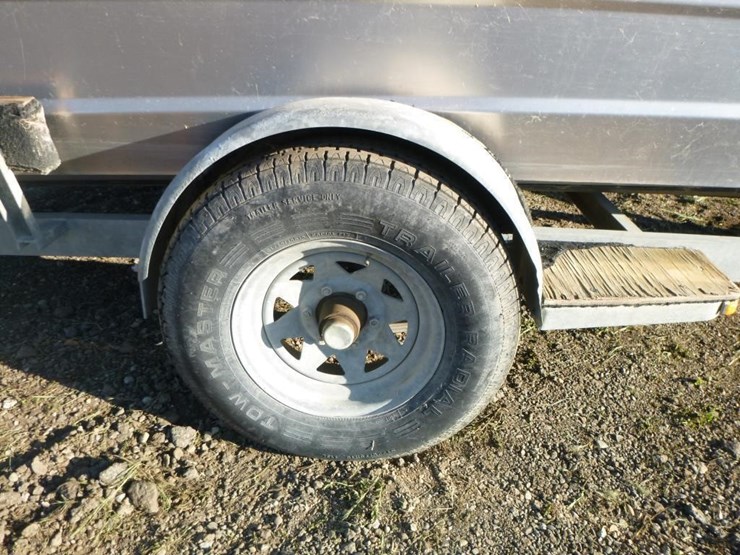 2001-unknown-trailer-image-32