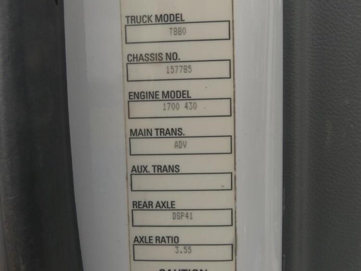 2018-kenworth-t880-image-19