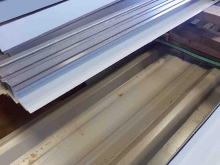 barn-tin,-flashing-gutter,-15-24',-many-misc-image-5