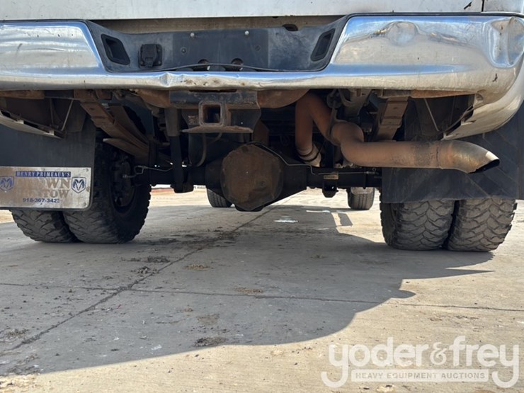 2004-dodge-ram-3500-image-20