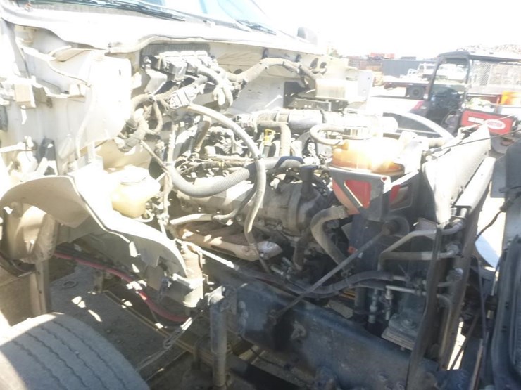 2015-ford-f650-image-12