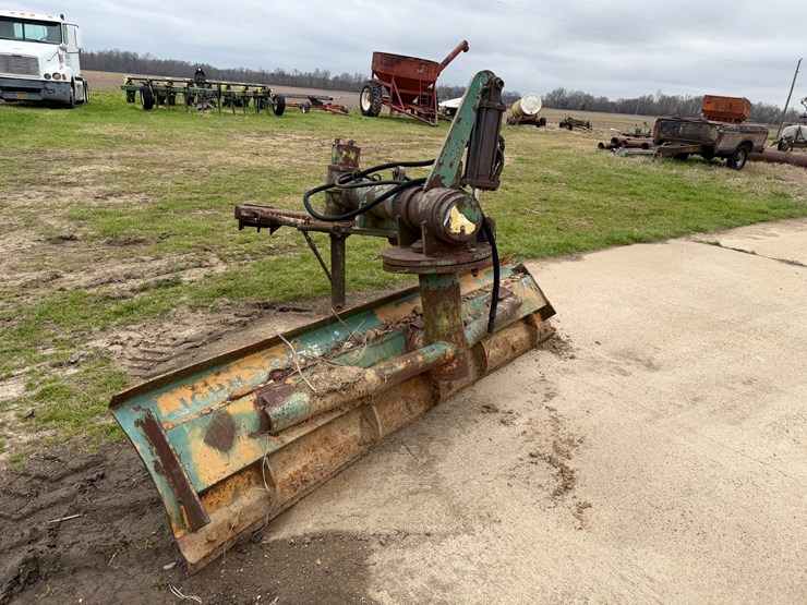 john-deere-8-image-4