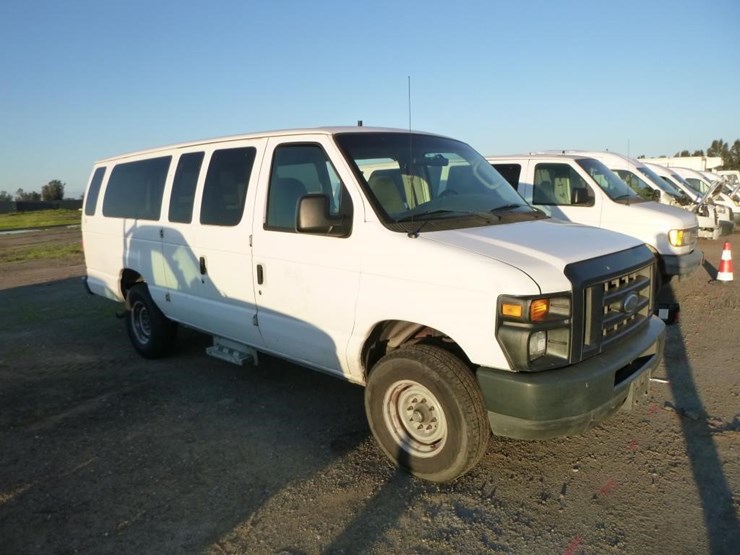 2008-ford-e350-image-2