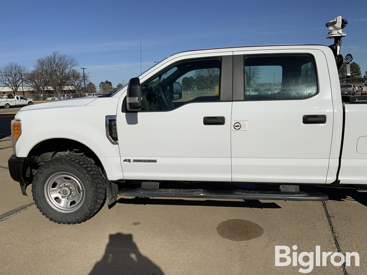 2017-ford-f350-image-10