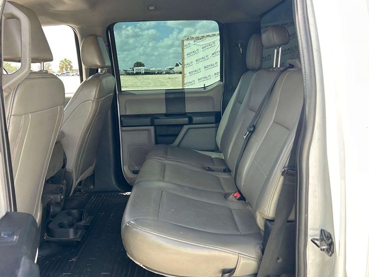 2020-ford-f250-image-21