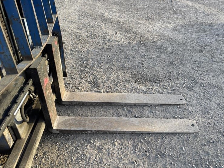 komatsu-fg25ht-12-image-10