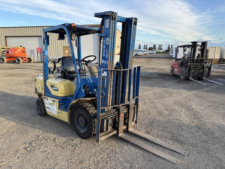 komatsu-fg25ht-12-image-2