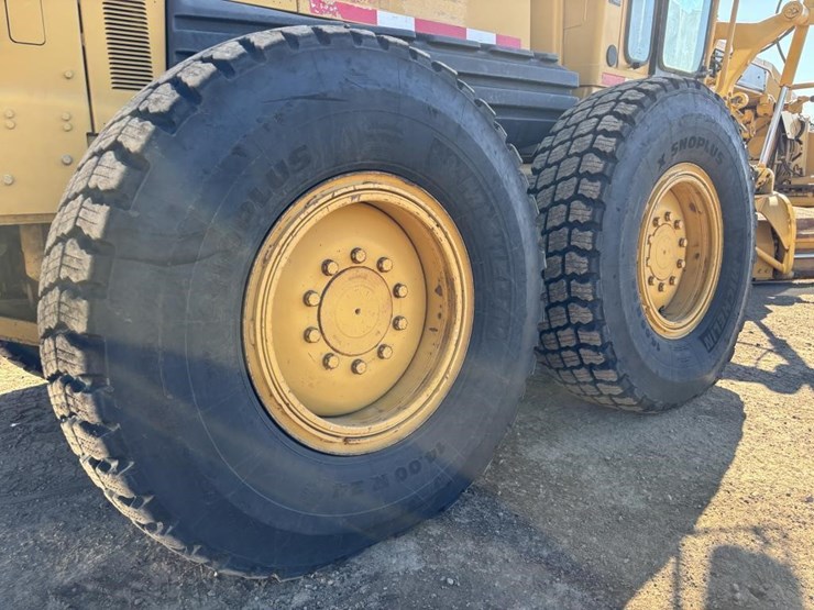 caterpillar-143h-image-28