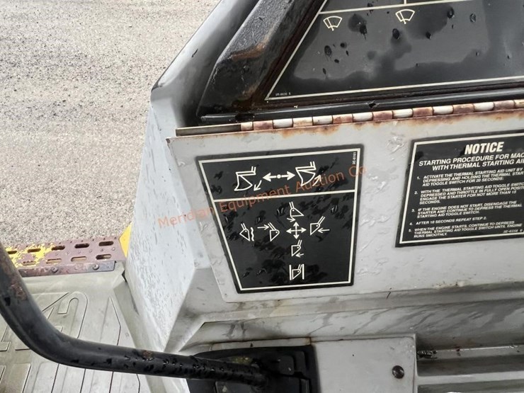 caterpillar-416b-image-30