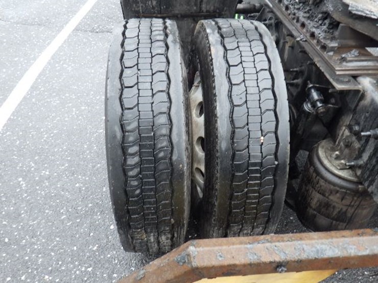 2016-international-prostar-image-14