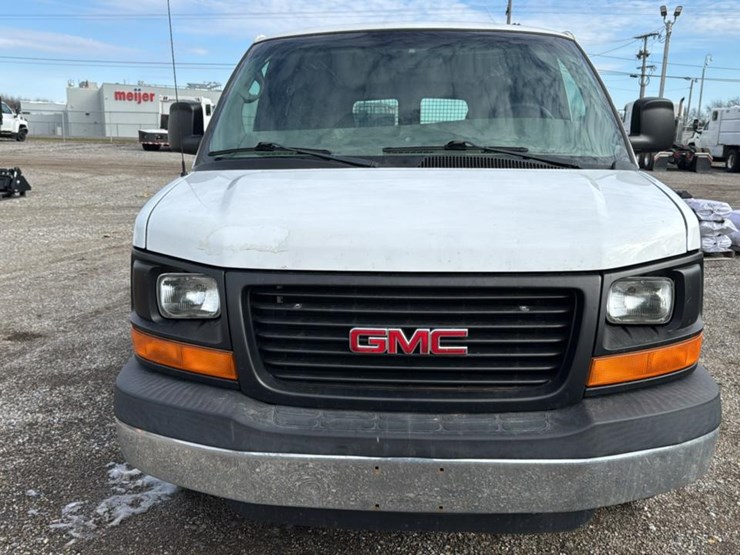 2008-gmc-3500-image-8