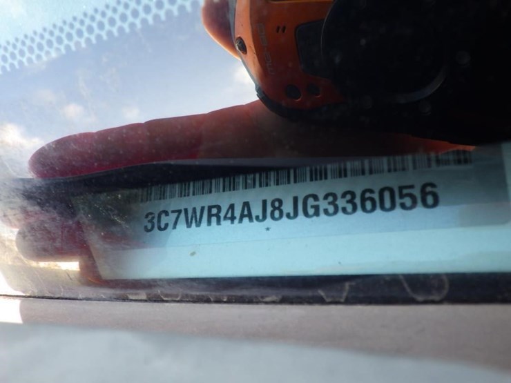 2018-dodge-2500-image-15