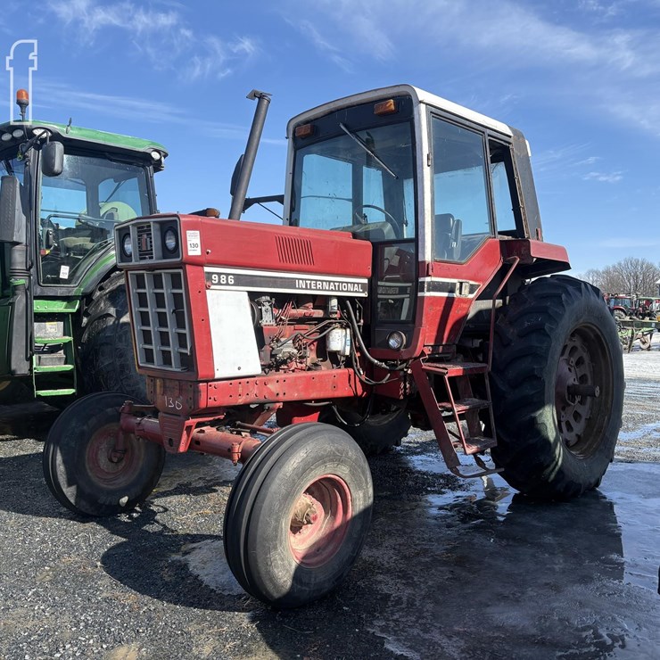 1976 INTERNATIONAL 986